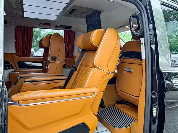 Mercedes-Benz Vito 2023, фото 14