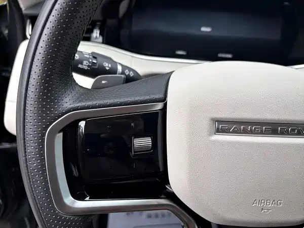 Land Rover Range Rover Evoque 2023, фото 14