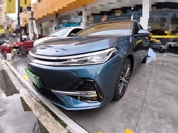 Geely Galaxy A7 2025, фото 2
