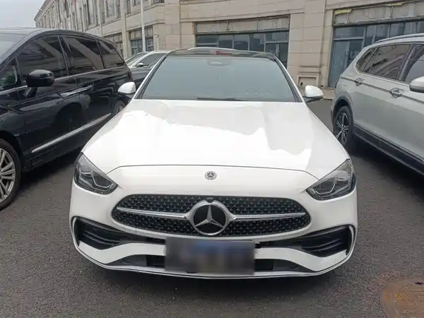 Mercedes-Benz C-Class 2024, фото 2