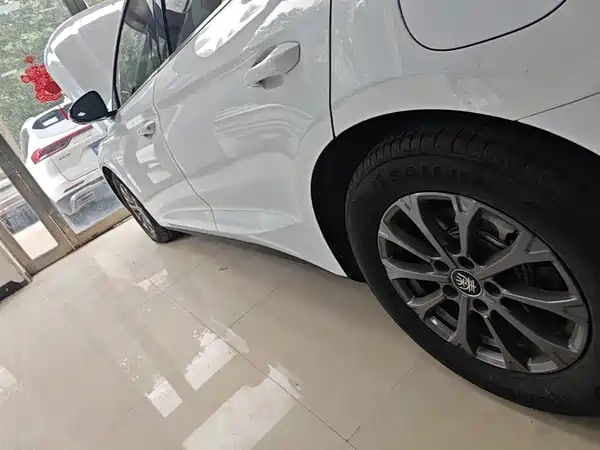 BYD Qin L 2024, фото 22