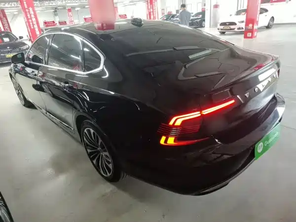 Volvo S90 2024, фото 4