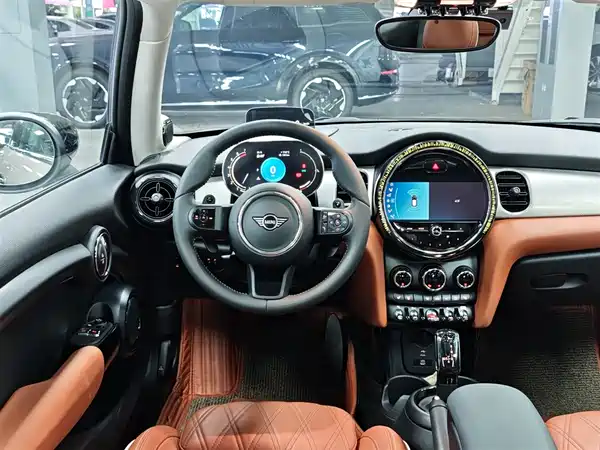 MINI 2023, фото 18