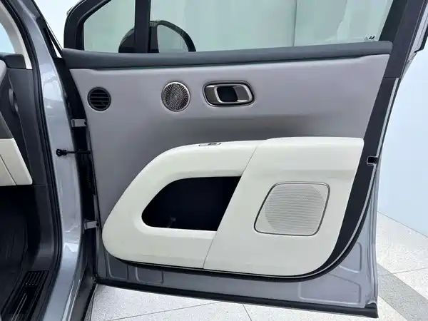 Li Auto i8 2025, фото 10