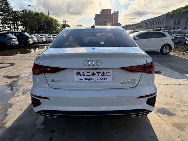 Audi A3 2022, фото 5