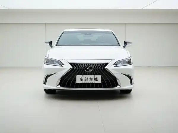 Lexus ES 2022, фото 2