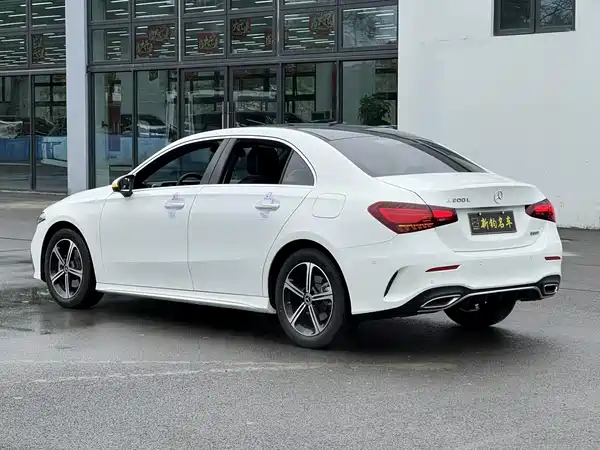 Mercedes-Benz A-Class 2025, фото 17