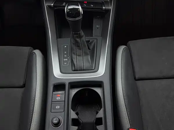 Audi Q3 2023, фото 15