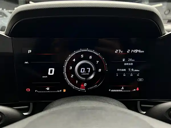 Hyundai Elantra 2022, фото 26