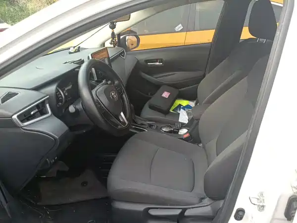 Toyota Corolla 2021, фото 11