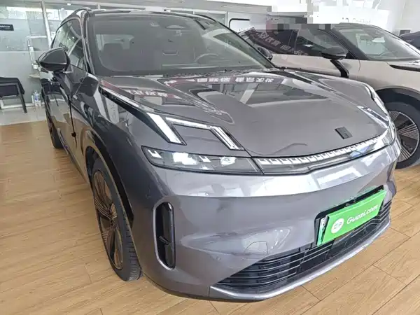 Lynk & Co 08 EM-P 2023, фото 4