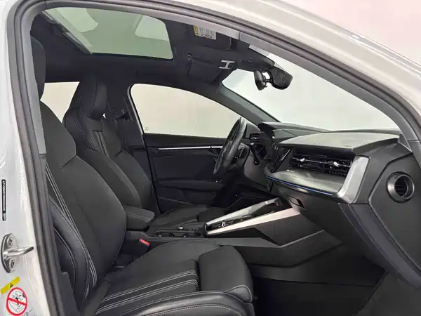 Audi A3 2024, фото 27