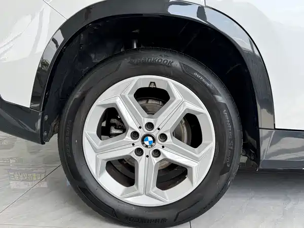 BMW X1 2023, фото 4