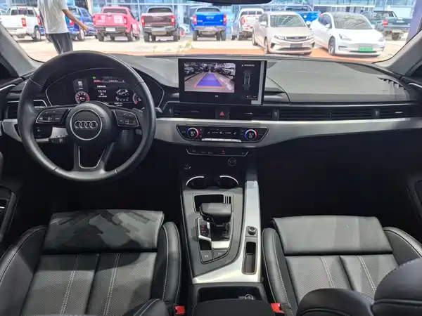 Audi A4L 2024, фото 11