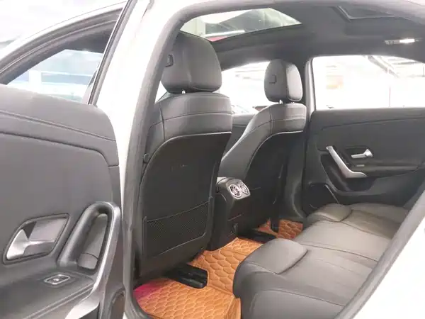 Mercedes-Benz A-Class 2022, фото 15