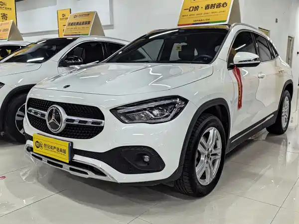 Mercedes-Benz GLA 2023