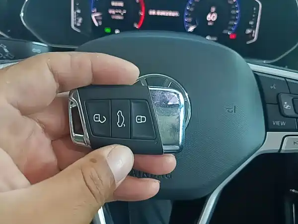 Volkswagen Passat 2025, фото 8