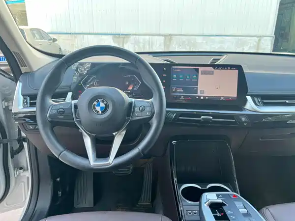 BMW X1 2023, фото 9