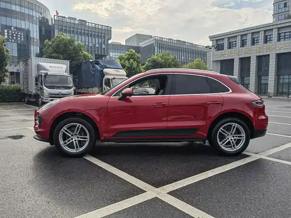 Porsche Macan 2022, фото 2
