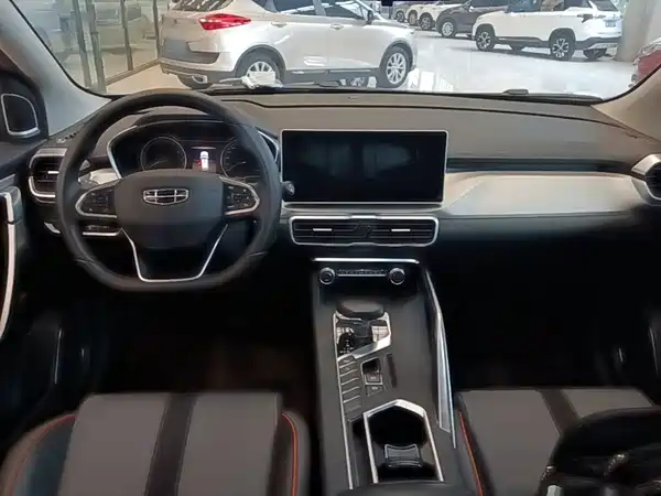 Geely Coolray 2023, фото 9