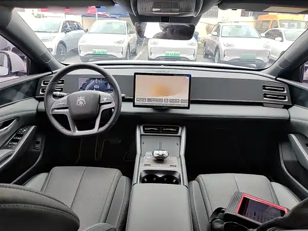 BYD Qin L 2025, фото 9