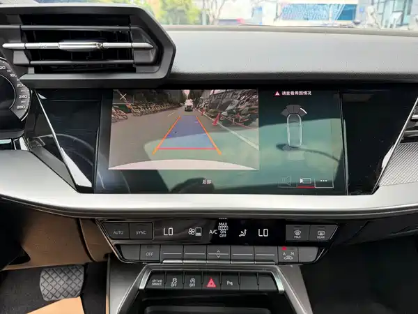 Audi A3 2023, фото 10