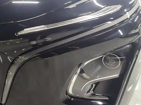 Hongqi E-QM5 2023, фото 23