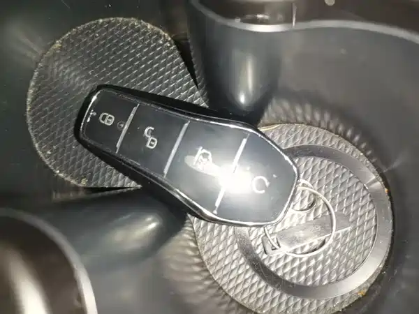 BYD Seal 05 DM-i 2025, фото 9