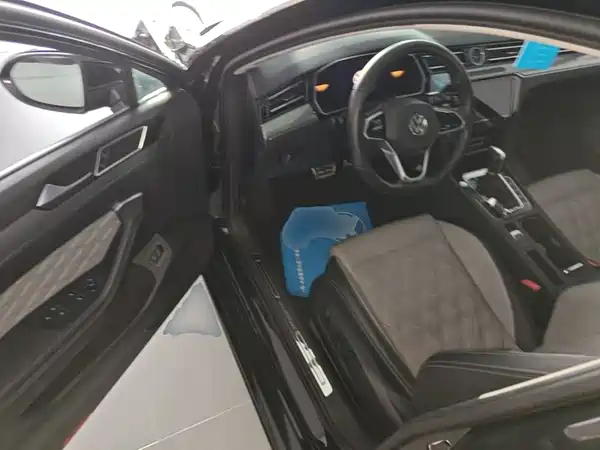 Volkswagen Magotan 2023, фото 15