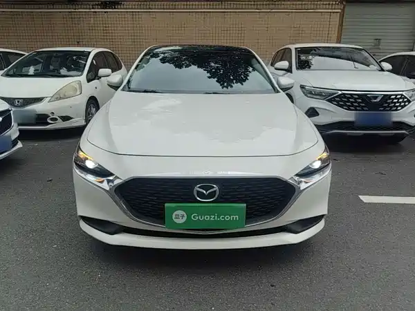 Mazda 3 2023, фото 2