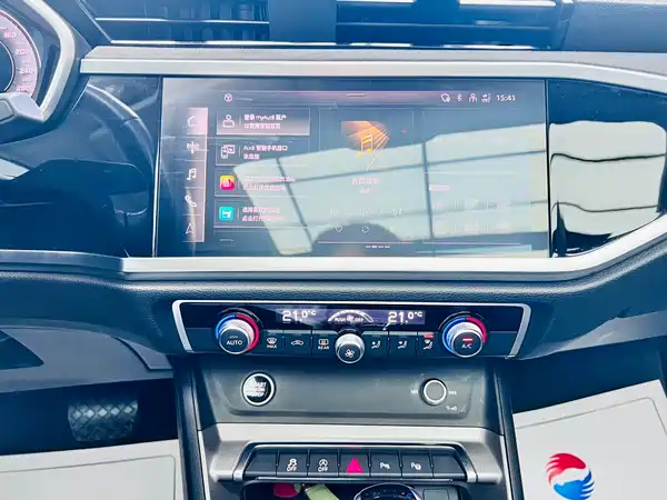 Audi Q3 2022, фото 14