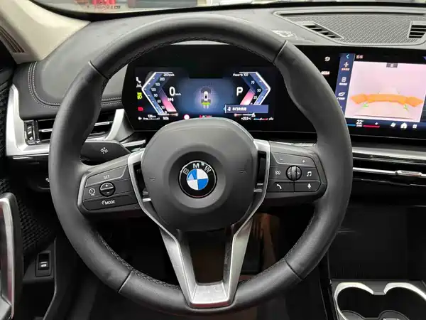 BMW X1 2023, фото 3