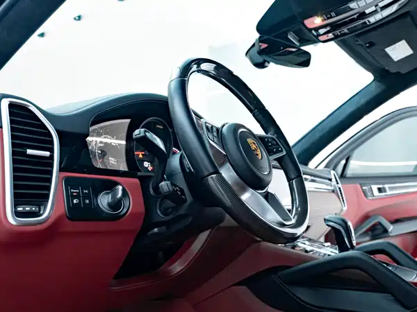 Porsche Cayenne 2023, фото 10