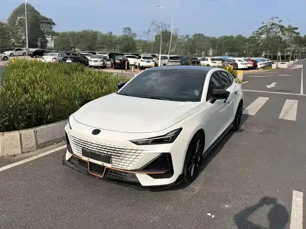 Changan UNI-V 2022