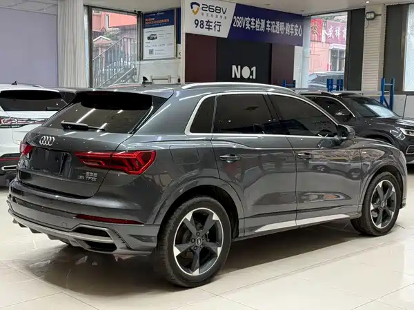 Audi Q3 2023, фото 4
