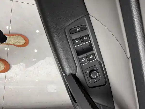 Volkswagen Tayron 2023, фото 10