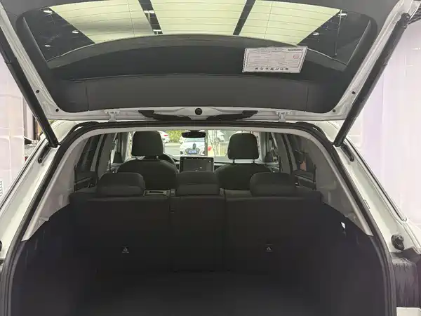 Volkswagen Tayron 2023, фото 19