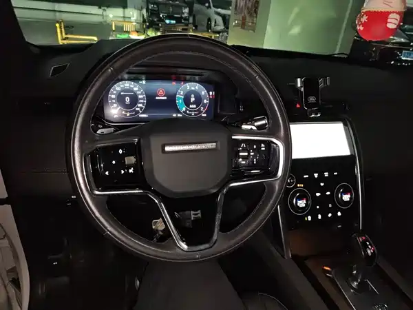 Land Rover Discovery Sport 2022, фото 11