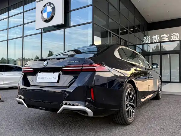 BMW i5 2024, фото 12