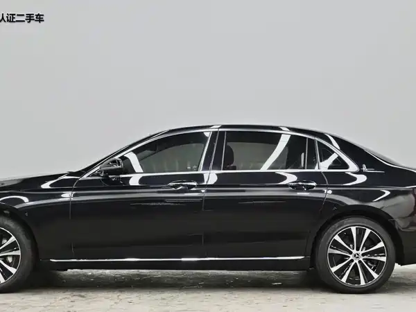 Mercedes-Benz E-Class PHEV 2022, фото 27
