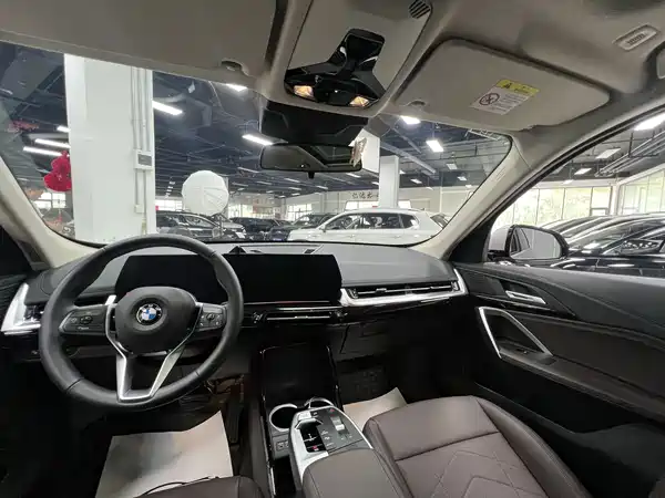 BMW X1 2023, фото 23