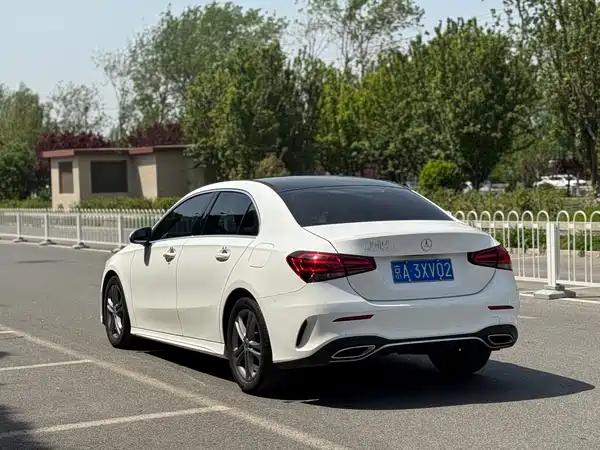 Mercedes-Benz A-Class 2022, фото 6