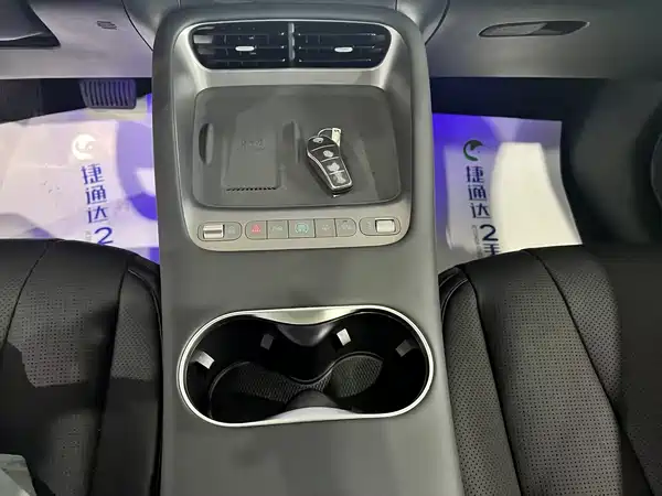 BYD Sealion 06 DM-i 2025, фото 29
