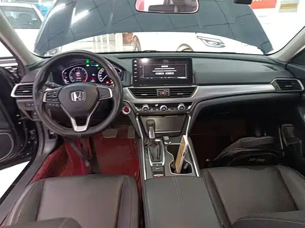 Honda Accord 2022, фото 9