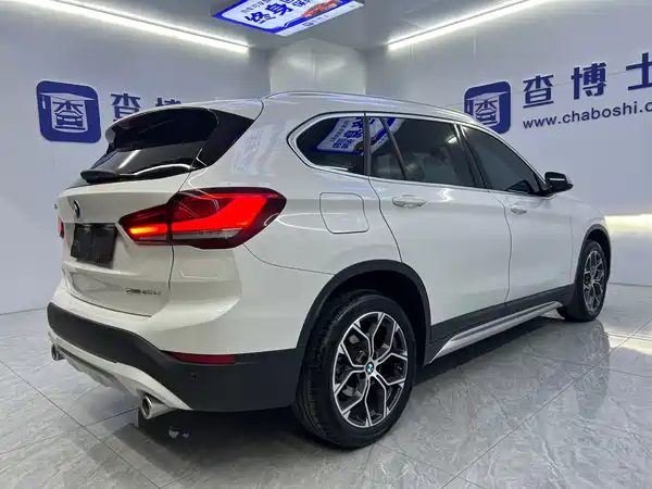 BMW X1 2022, фото 17