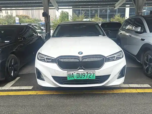 BMW i3 2022