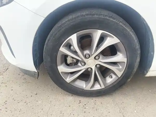Buick Verano 2023, фото 22