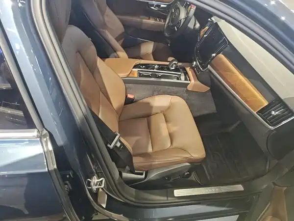 Volvo S90 2022, фото 24