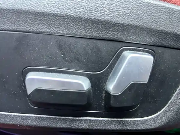 BMW 3 Series 2022, фото 10