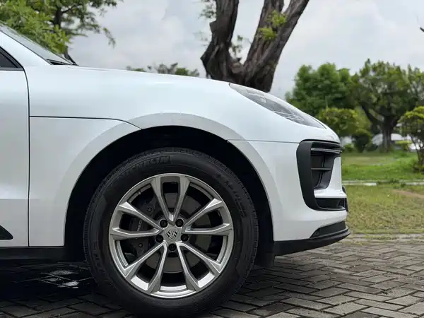 Porsche Macan 2022, фото 10